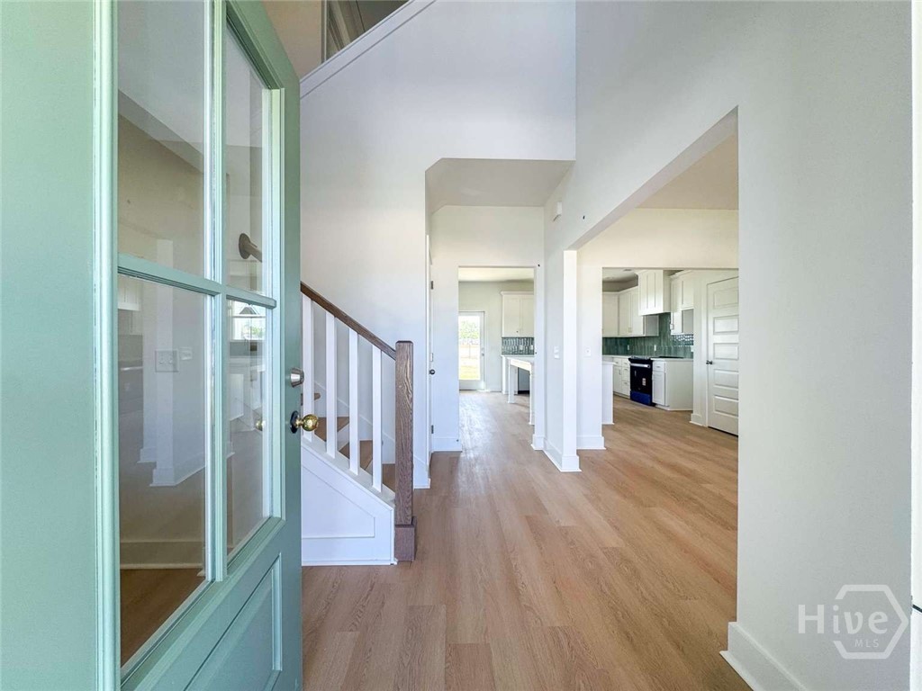 151 Cottage Loop Property Photo 3