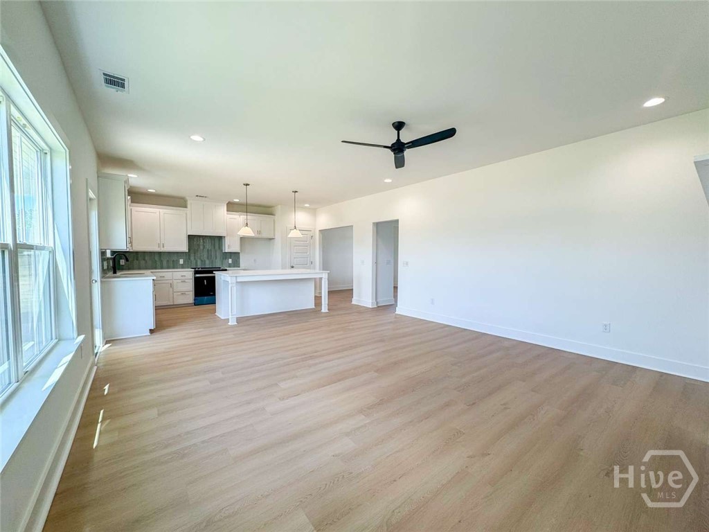 151 Cottage Loop Property Photo 17