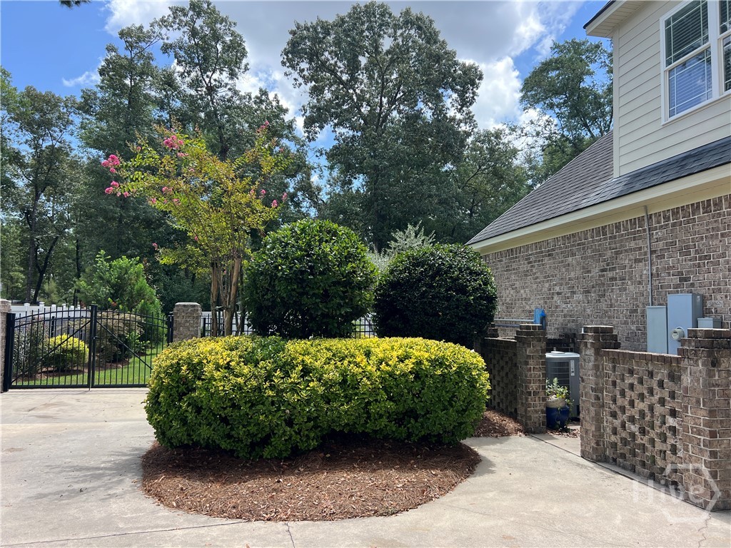 102 Gnann Way Property Photo 39