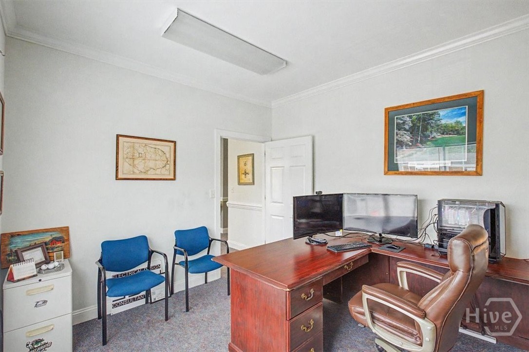 785 King George Boulevard 103 Property Photo 17