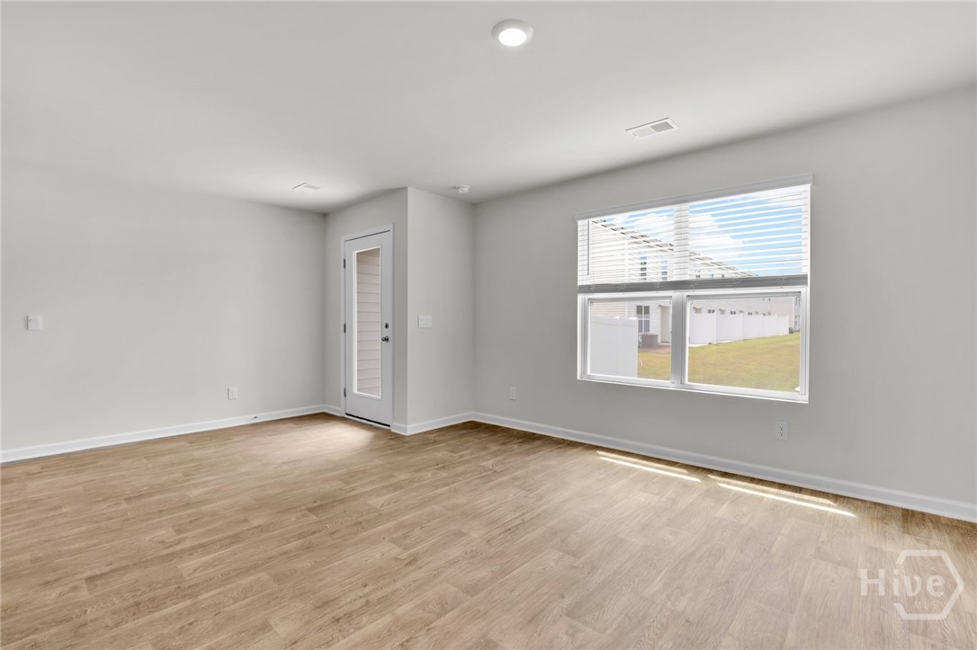 210 Coneflower Road Property Photo 12