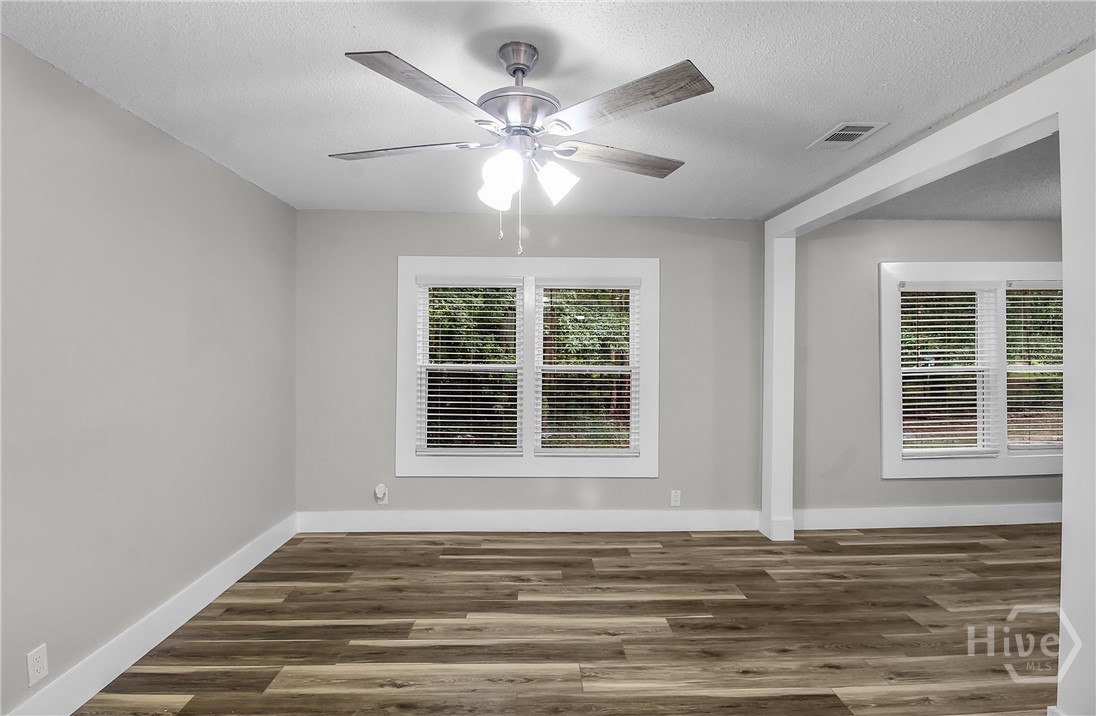 123 2nd Avenue Property Photo 10