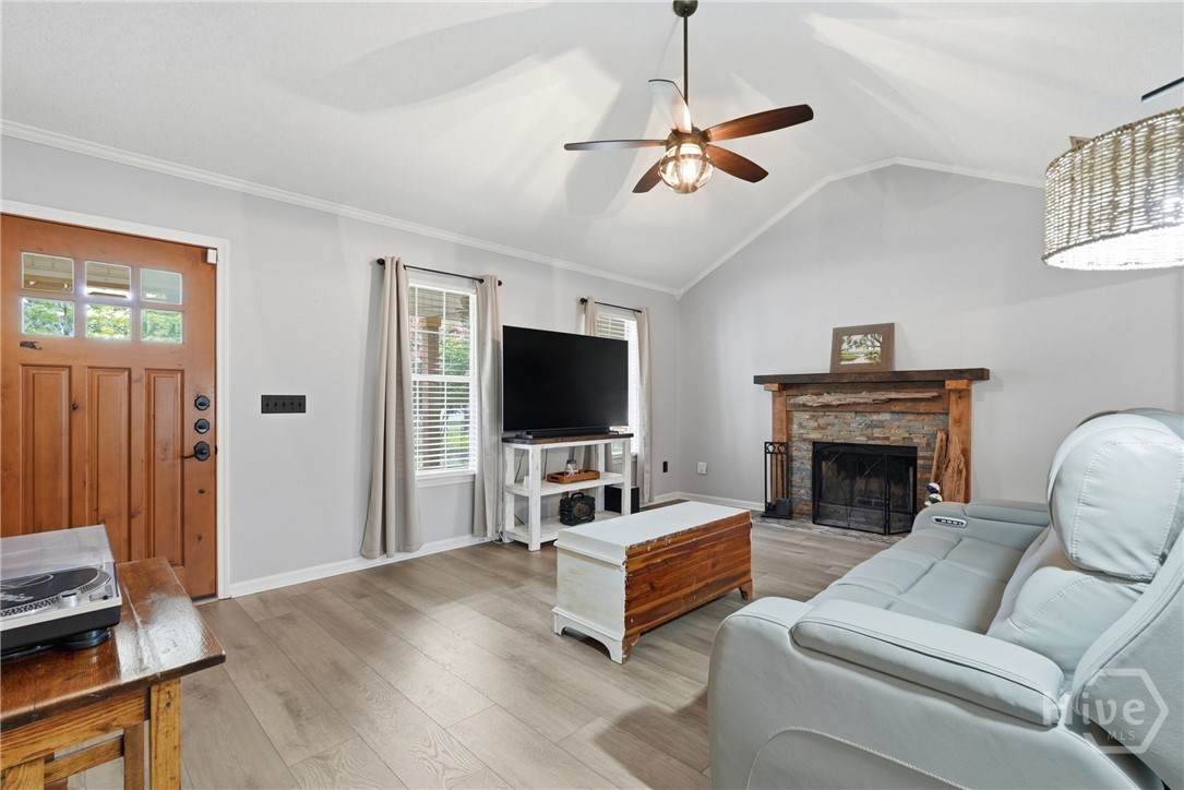 126 Holcomb Street Property Photo 4
