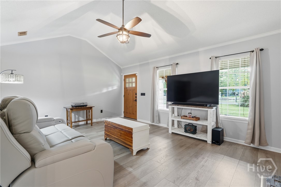 126 Holcomb Street Property Photo 7