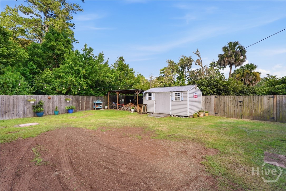 126 Holcomb Street Property Photo 27