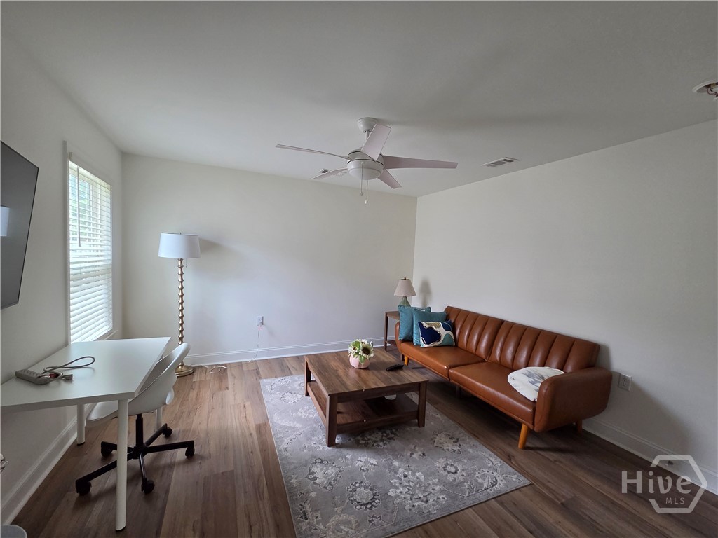 126 Read Street Property Photo 28