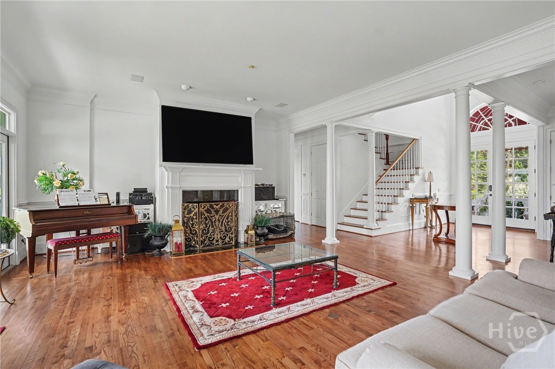 9657 Whitefield Avenue Property Photo 9