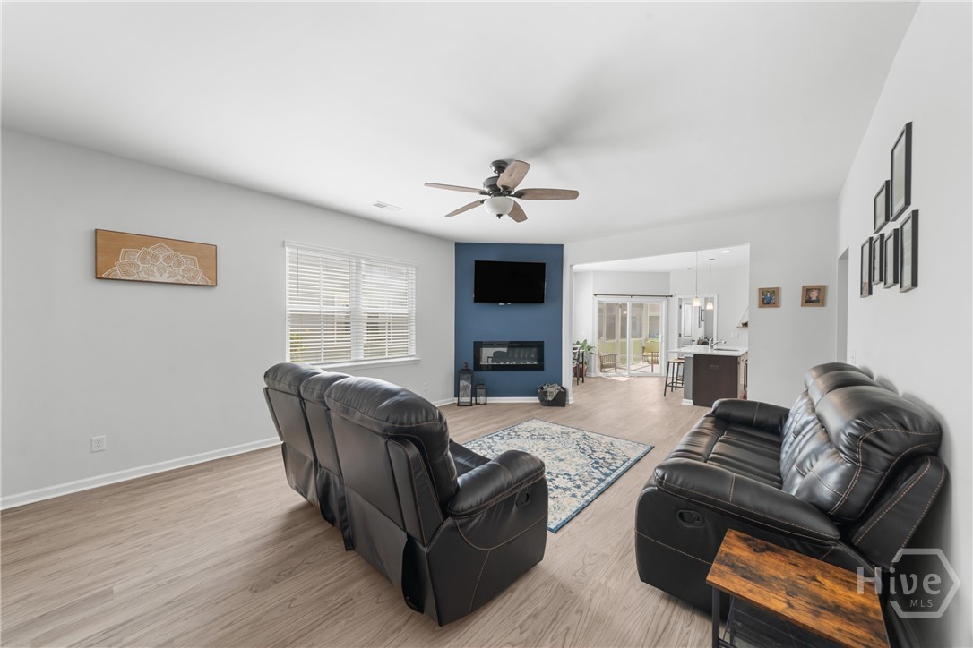 215 Crabapple Circle Property Photo 6