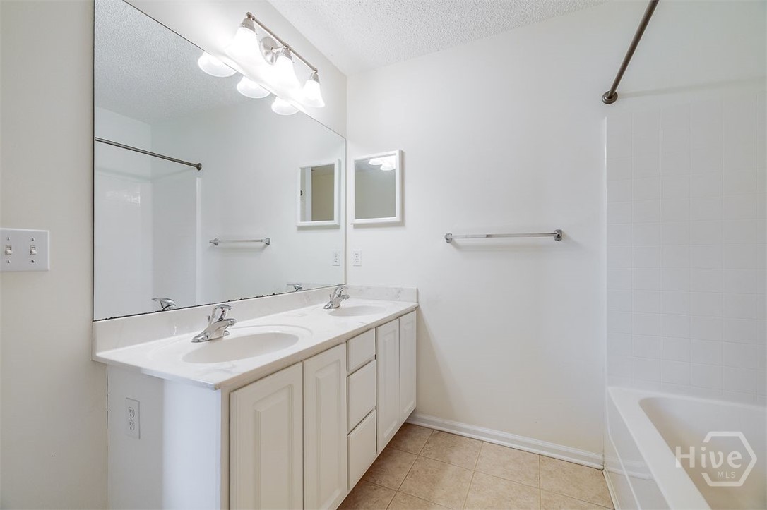 400 Tibet Avenue 5 Property Photo 25