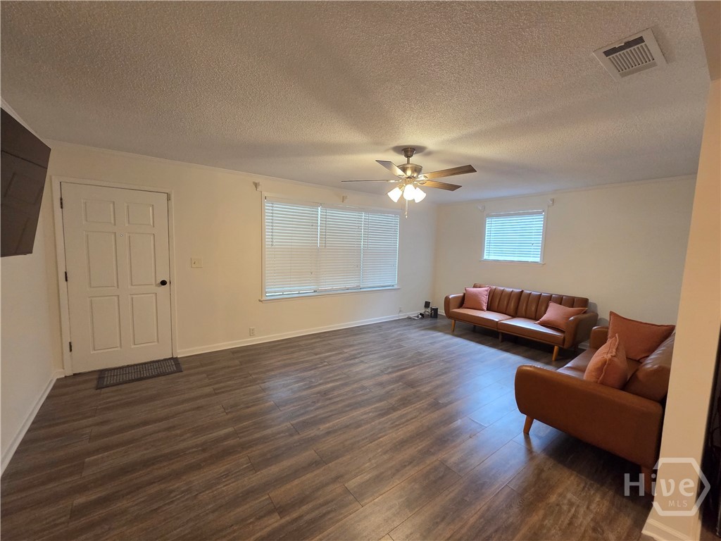 408 Salter Street A Property Photo 13