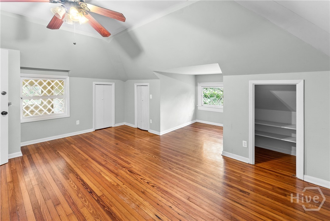 121 E Victory Drive Property Photo 56