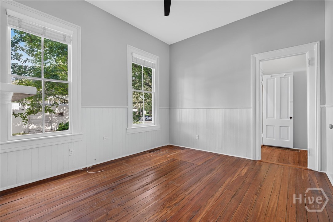 902 Barnard Street Property Photo 24
