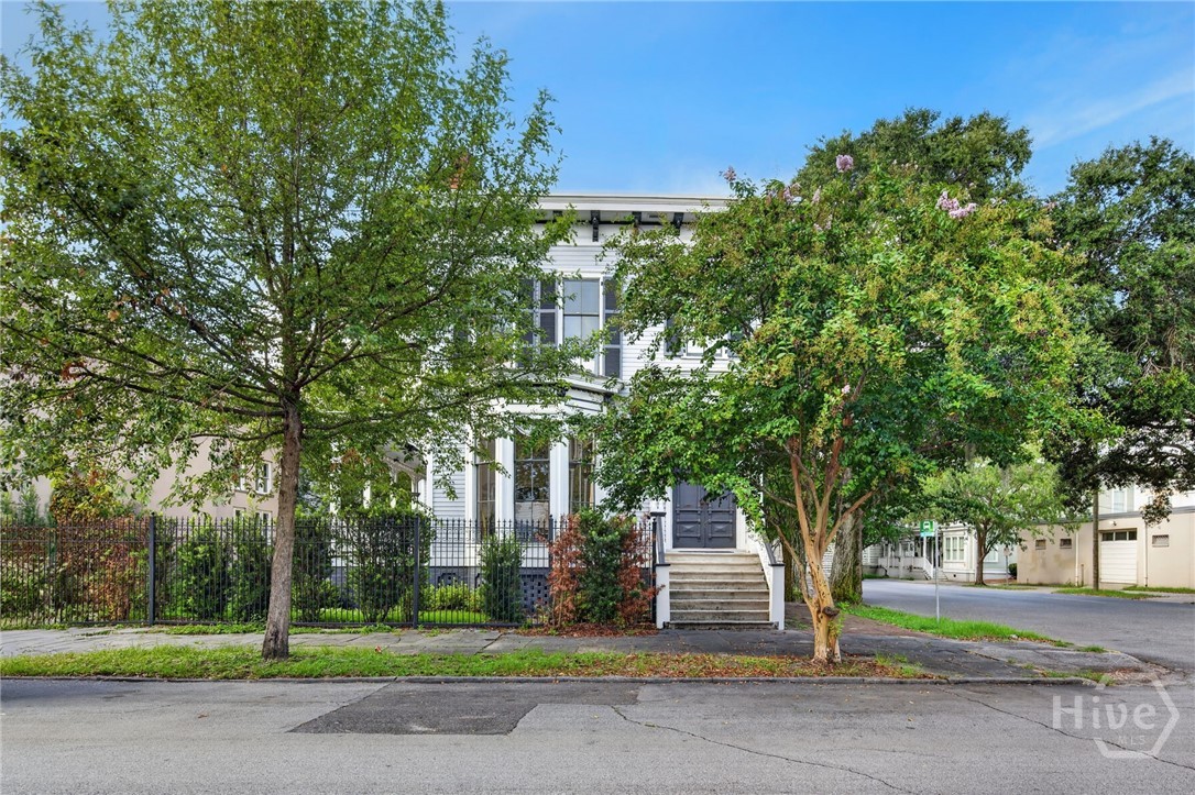 902 Barnard Street Property Photo 30