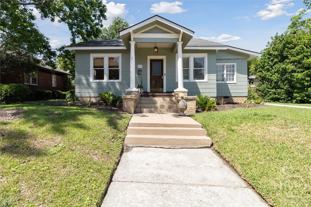 532 E 50th Street Property Photo 1