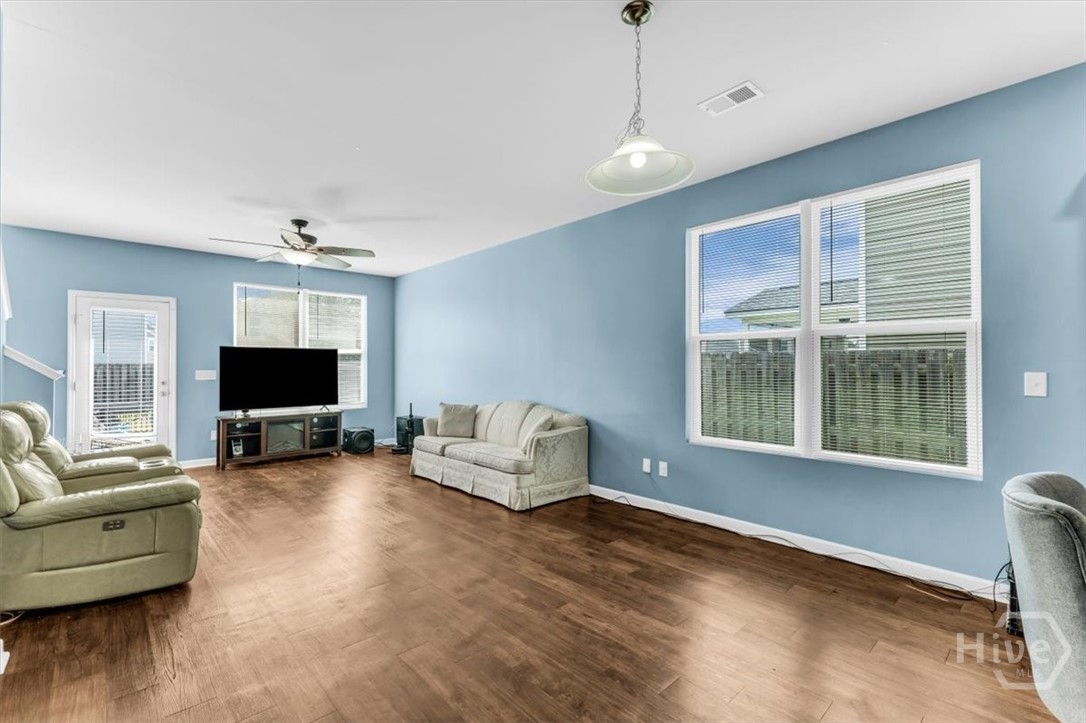 413 Lions Den Drive Property Photo 17
