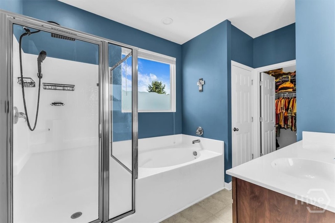 413 Lions Den Drive Property Photo 23