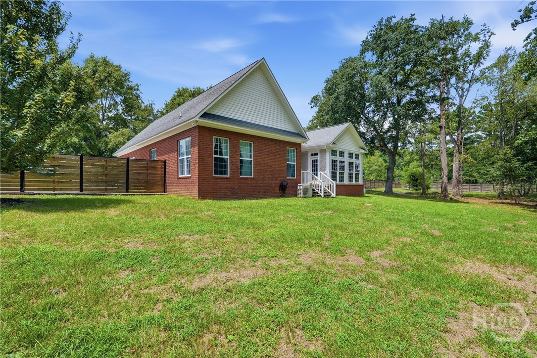 1201 E Hampton Drive Property Photo 33