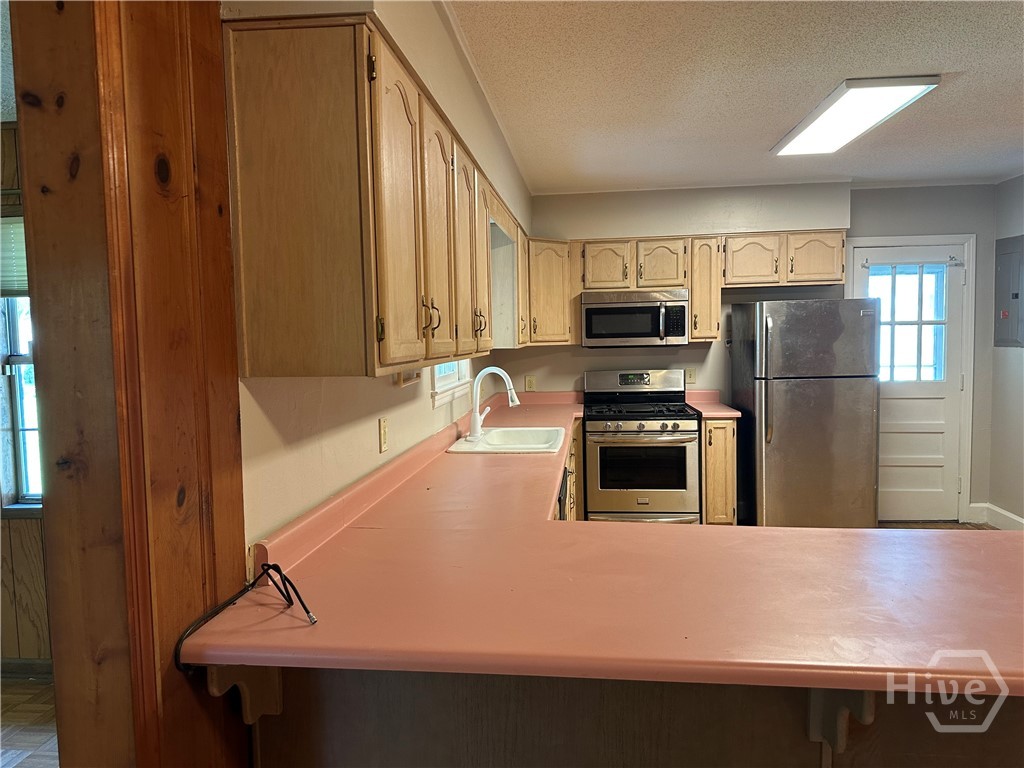 5515 Habersham Street Property Photo 9