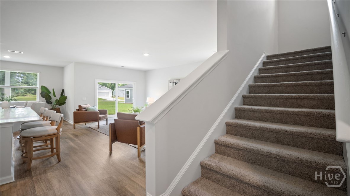 129 Fernhill Drive Property Photo 6