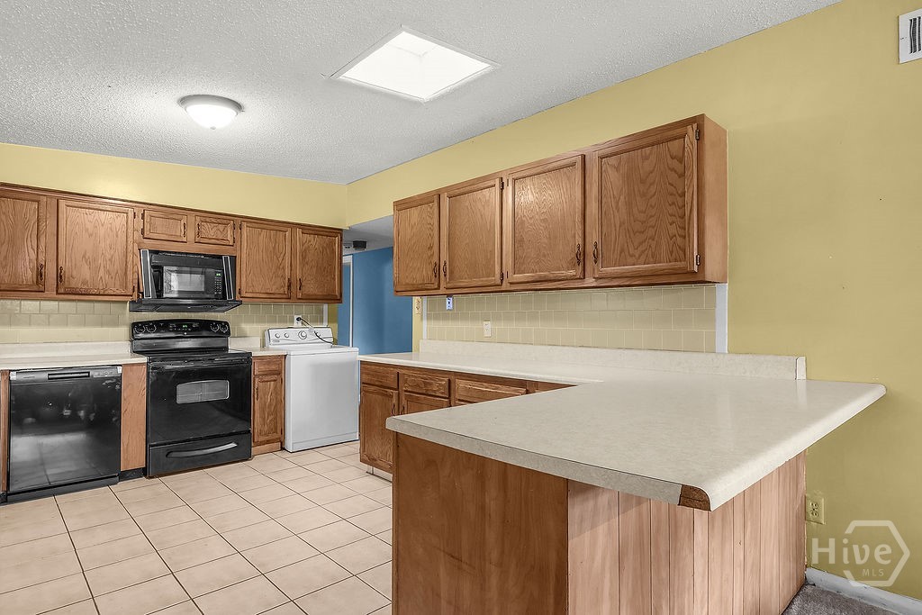 316 Willow Road Property Photo 4