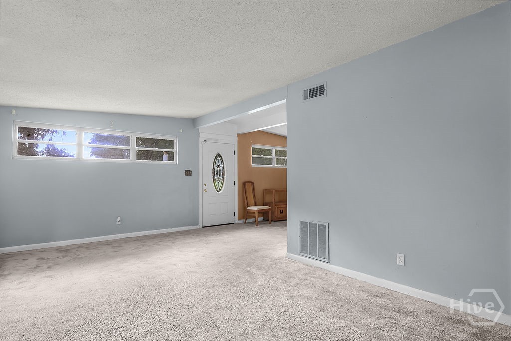 316 Willow Road Property Photo 10