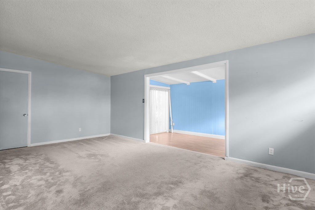 316 Willow Road Property Photo 11
