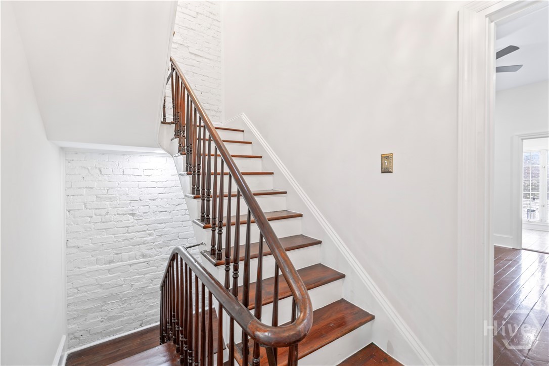 419 E Charlton Street Property Photo 55