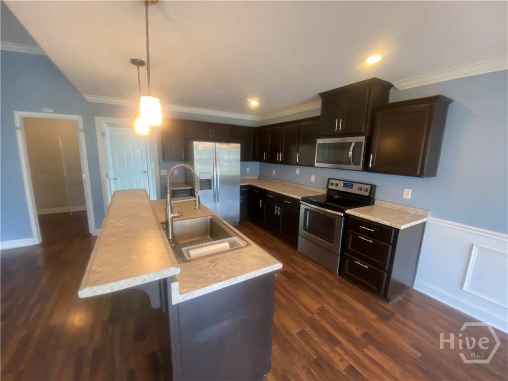 26 Kinlock Court Property Photo 6
