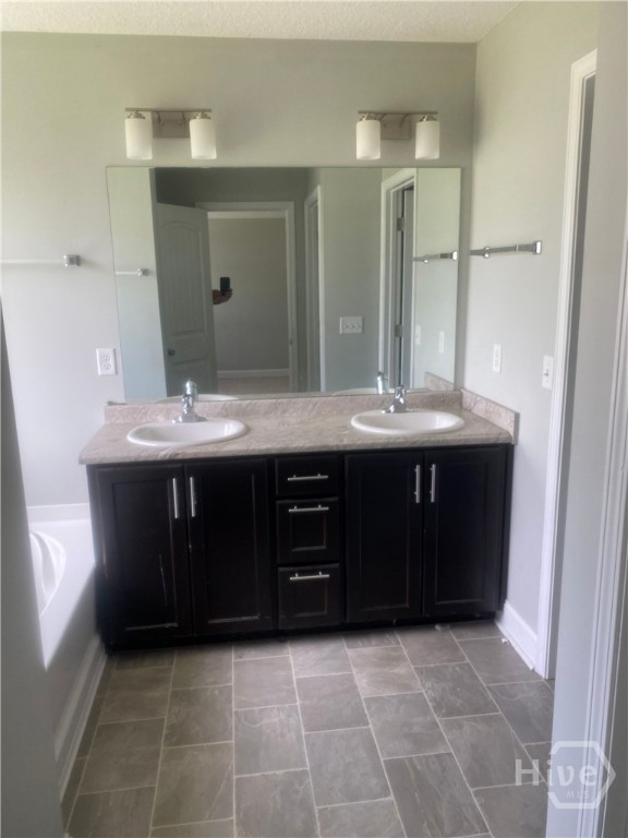 26 Kinlock Court Property Photo 20