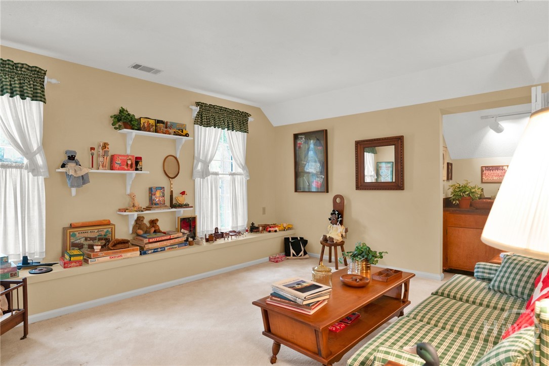 5 Savy Lane Property Photo 29