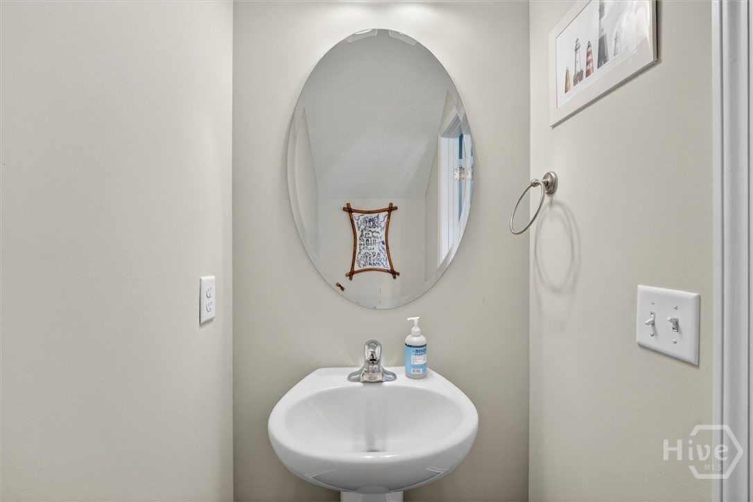 132 Courage Way Property Photo 11