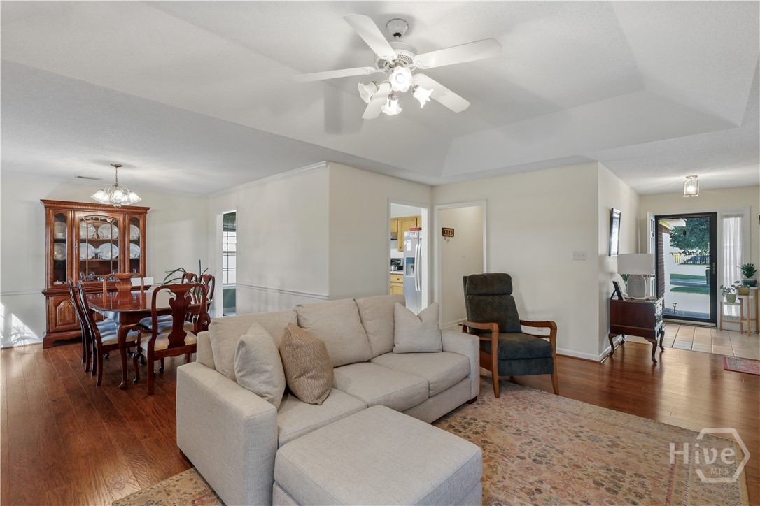 135 Hawthorne Drive Property Photo 17