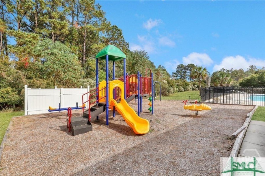 522 Governor Treutlen Circle Property Photo 17