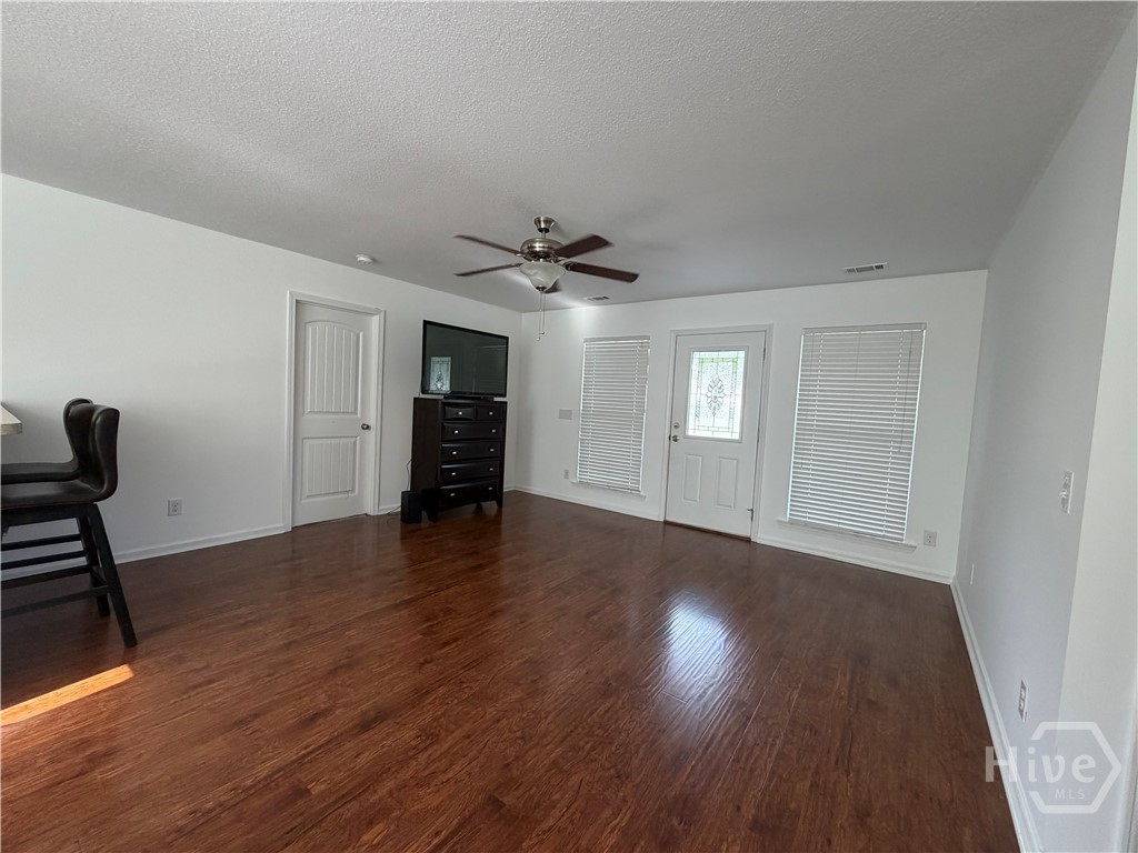 284 Barrister Circle Property Photo 9