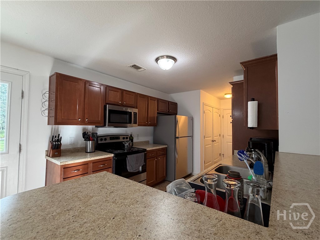 284 Barrister Circle Property Photo 14