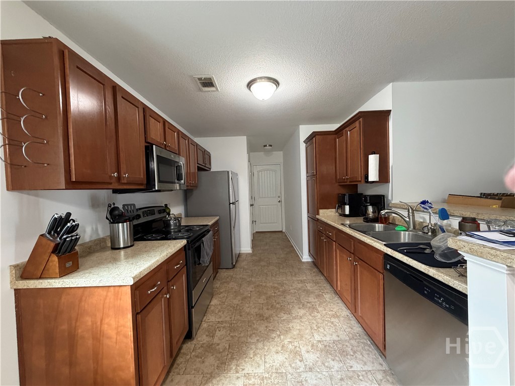 284 Barrister Circle Property Photo 15