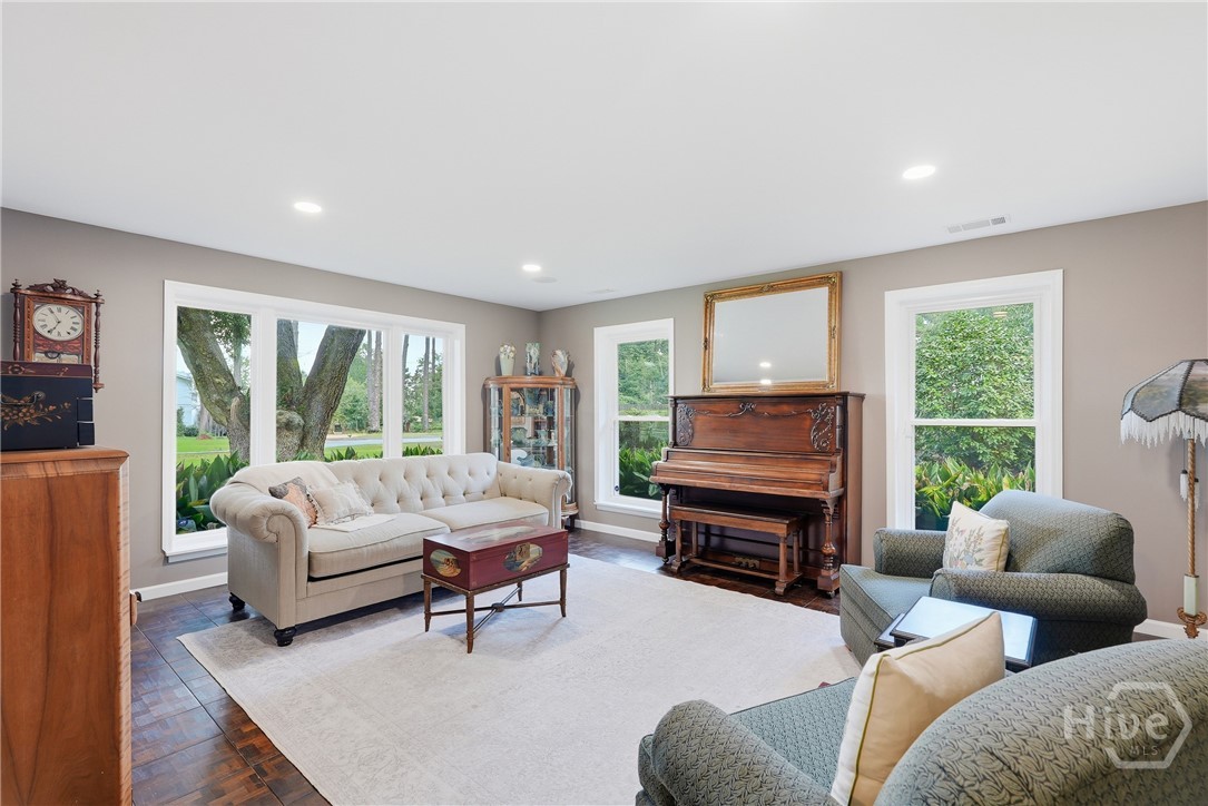 32 Falligant Avenue Property Photo 15