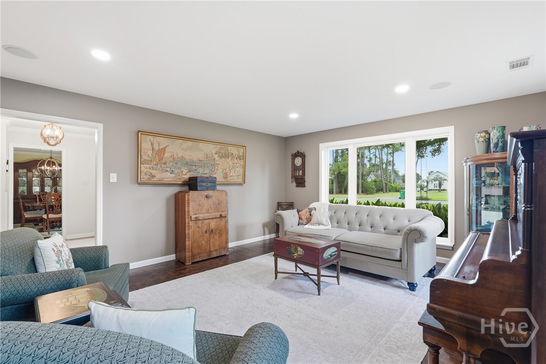 32 Falligant Avenue Property Photo 16