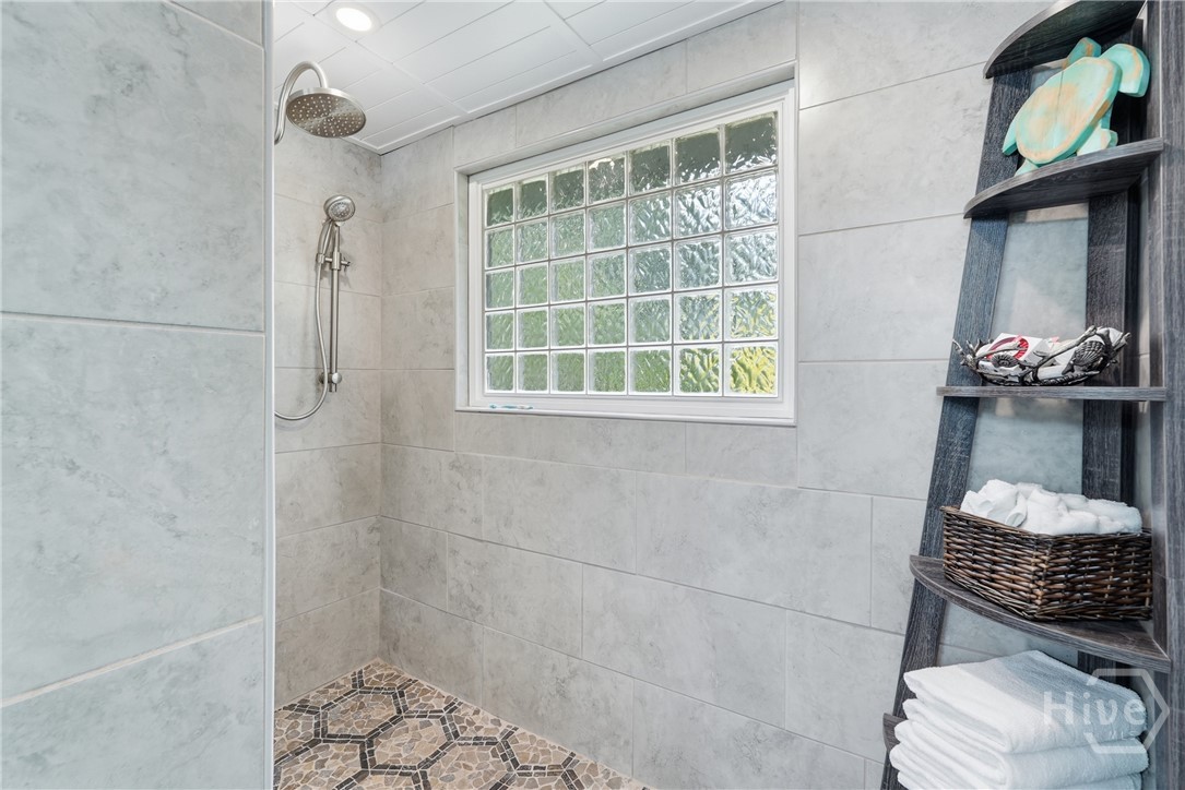 32 Falligant Avenue Property Photo 36