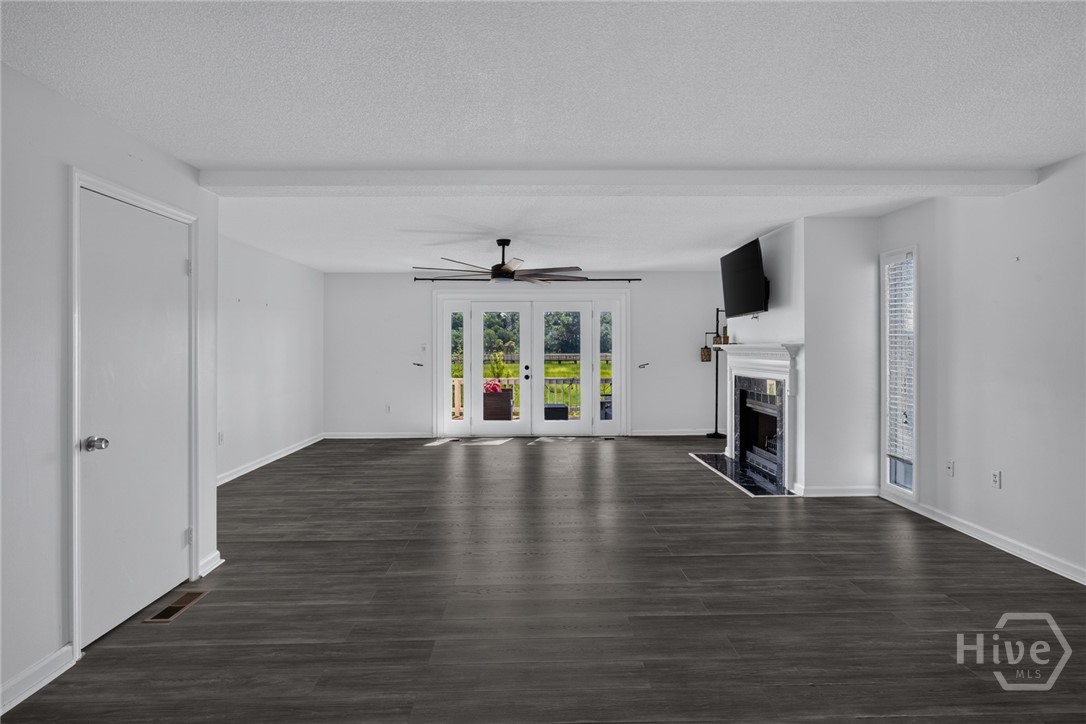 12502 Apache Avenue 27 Property Photo 8