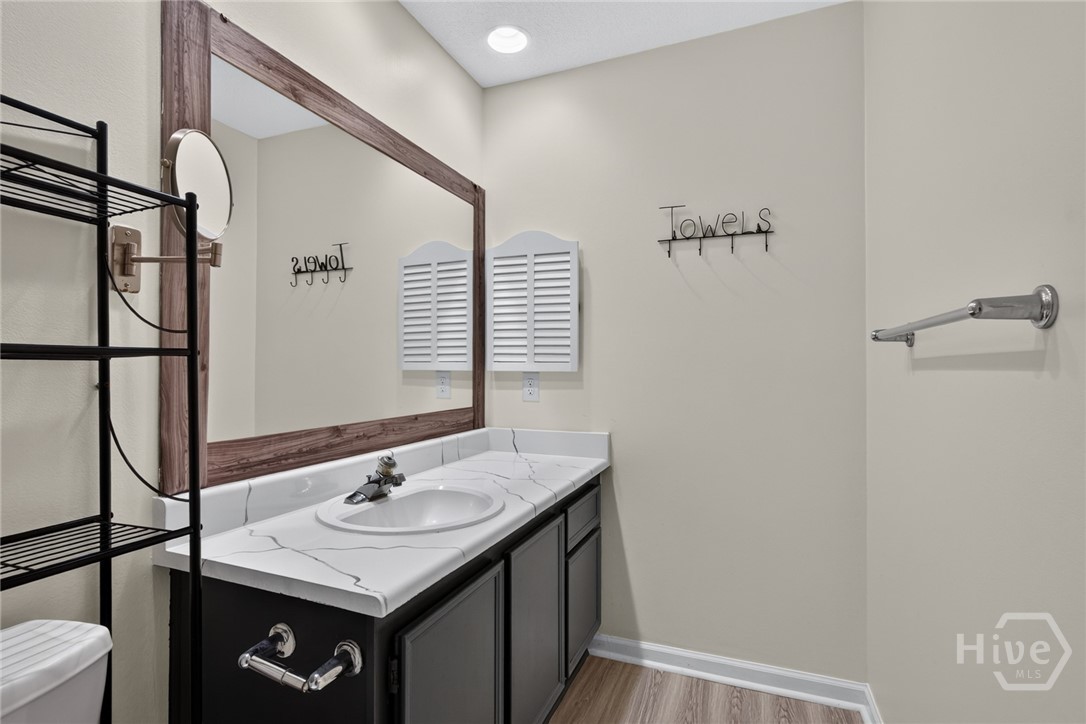 12502 Apache Avenue 27 Property Photo 25