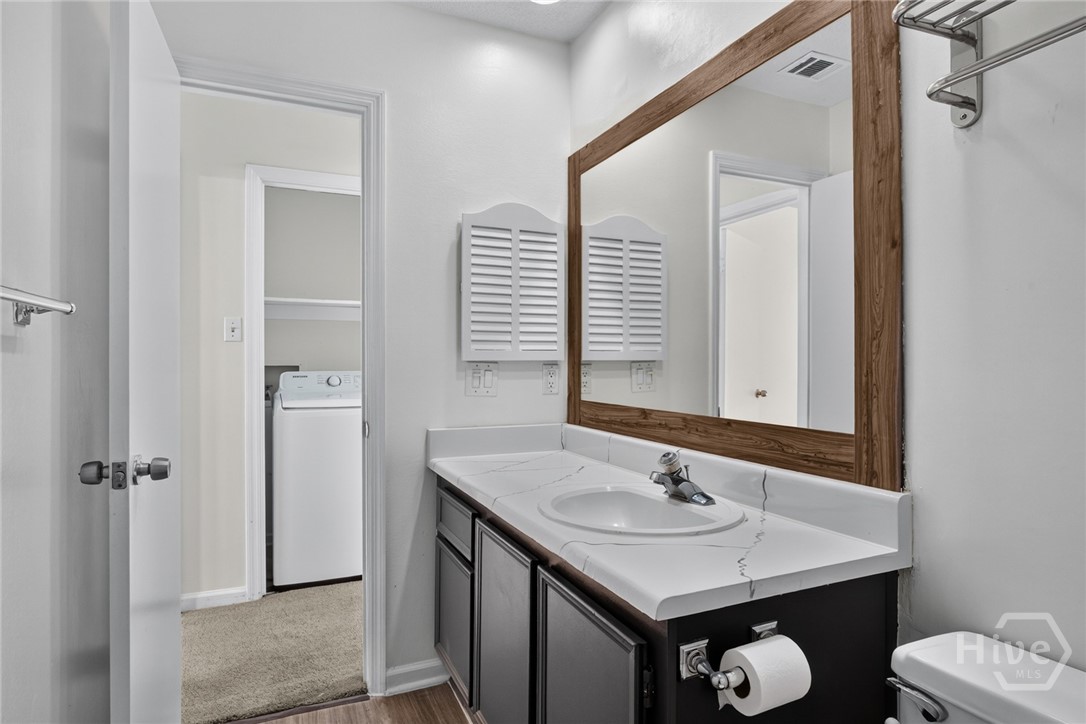12502 Apache Avenue 27 Property Photo 28