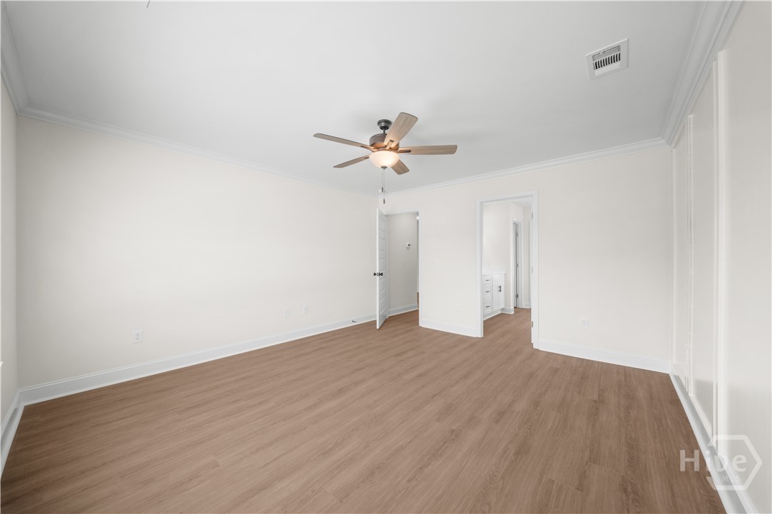 107 Pin Oak Lane 4 Property Photo 11