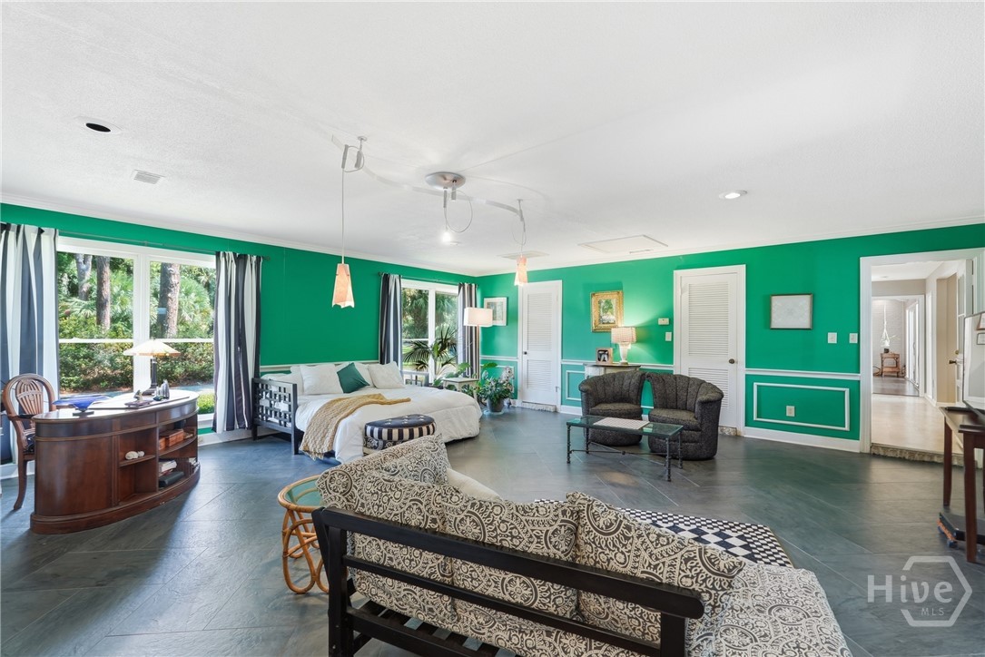 207 Devonshire Road Property Photo 25