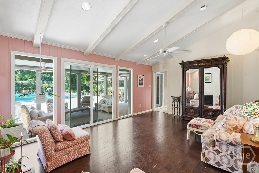 207 Devonshire Road Property Photo 31