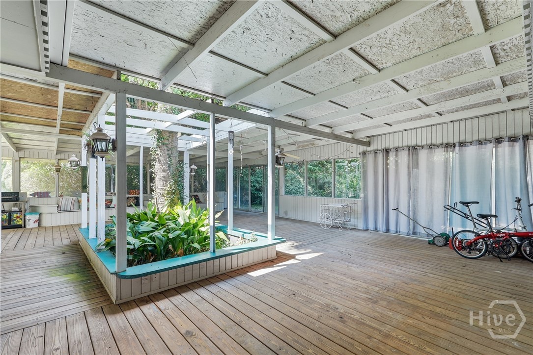 207 Devonshire Road Property Photo 36