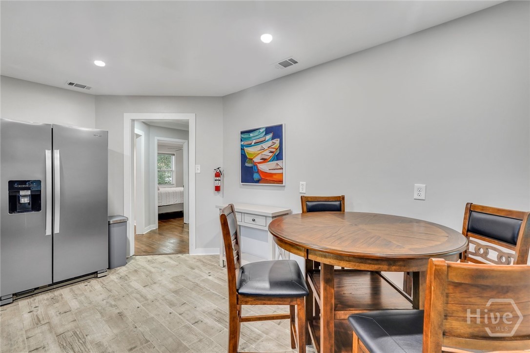1305 E 32nd Street Property Photo 6