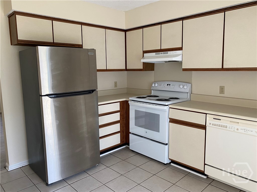 7 Belfair Drive Property Photo 6