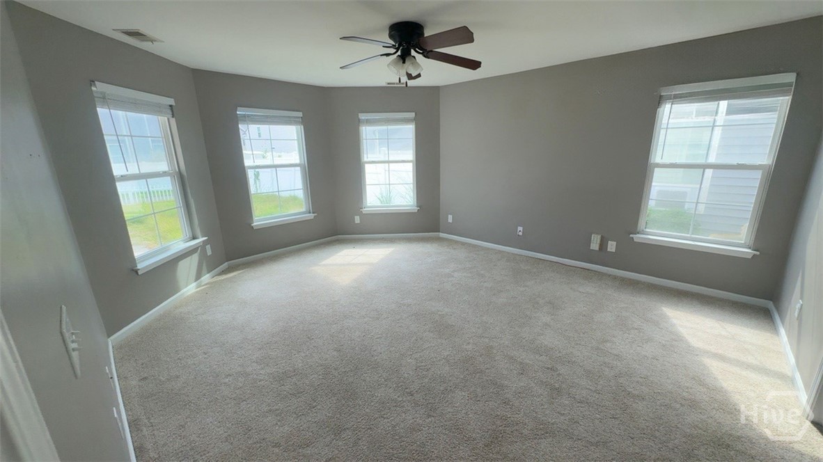 36 Central Park Way Property Photo 3