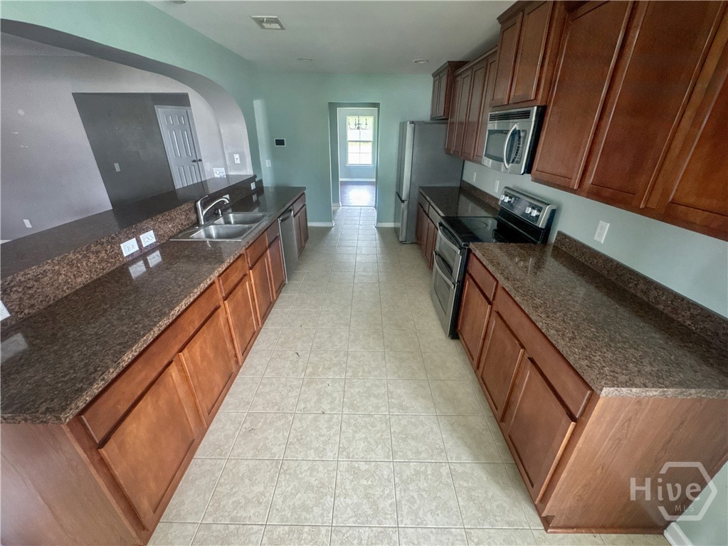 36 Central Park Way Property Photo 8
